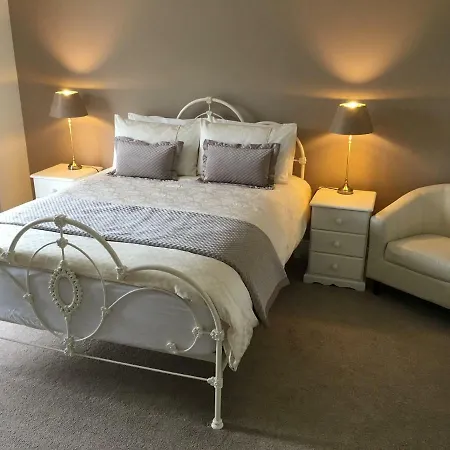 Knocknacree Bed & Breakfast Bed & Breakfast 5*